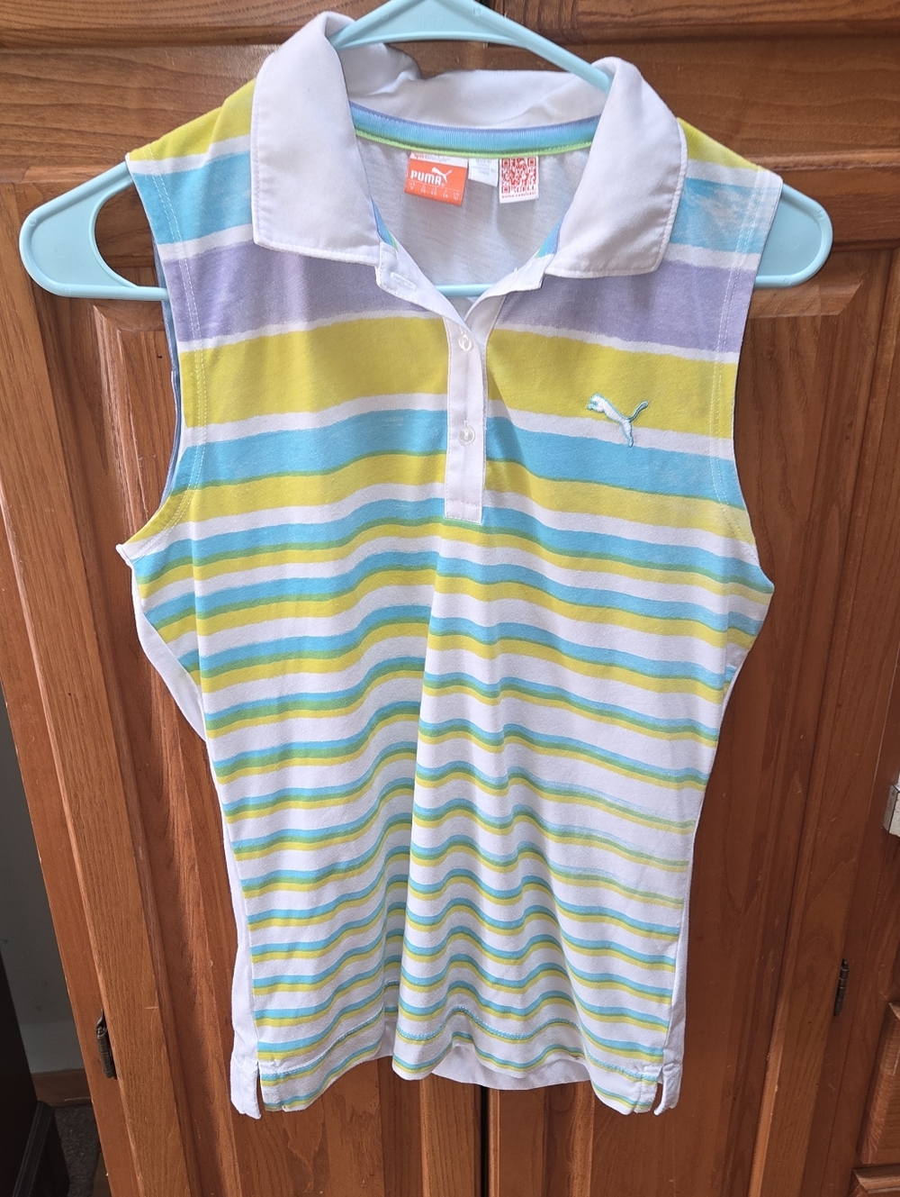Puma women's size small sleeveless shirt